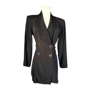 Vintage Late 70s Black Whimsy Goth Flower Embroidered Black Blazer